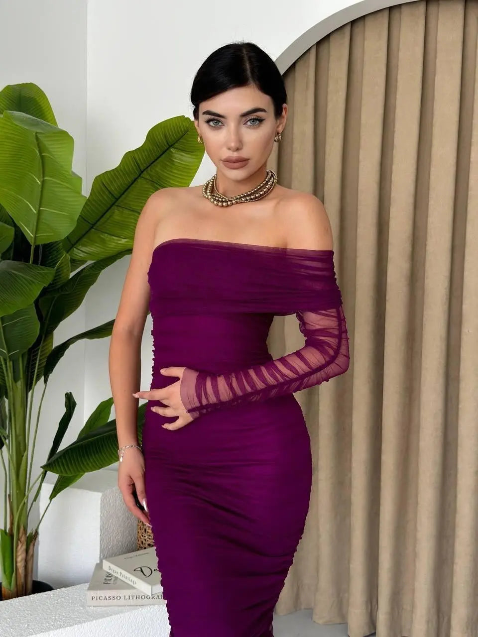 Lila One-Shoulder-Drapé-Midikleid – Geformte Eleganz für jede Saison Etika