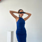 Blaues Rückenfreies Neckholder-Maxikleid – Elegante Raffungen und Bindedetails