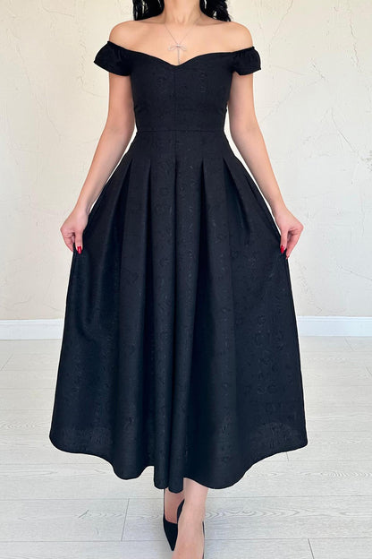 Schwarzes Off-Shoulder-Jacquard-Midikleid – Sommerliche Eleganz im klassischen Stil